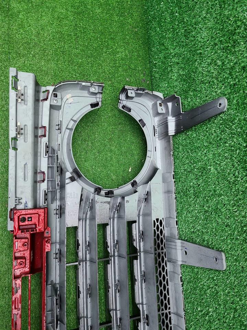 Решетка радиатора Tank 300 (2021-н.в.)