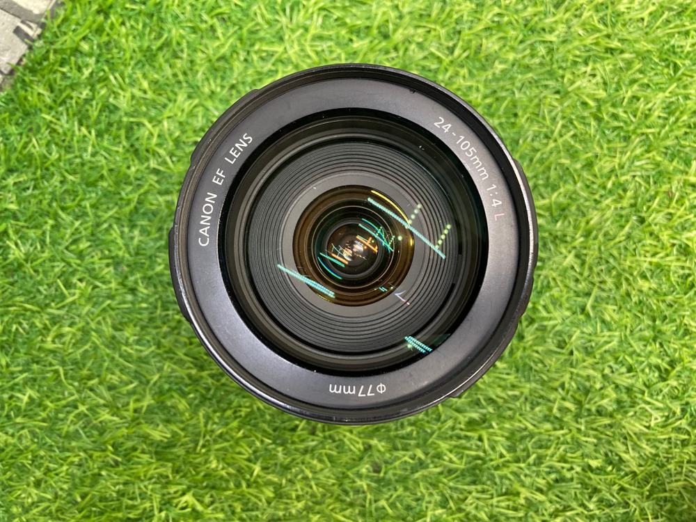 Canon EF 28-300mm 3.5-5.6L IS USM