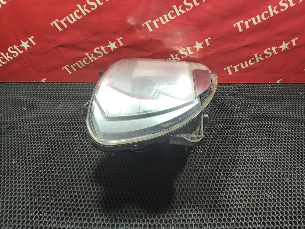 Фара правая 2020г