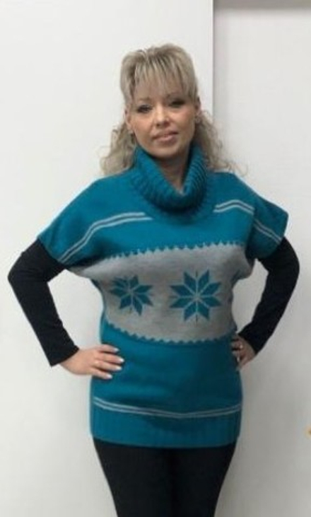 Теплый голубой жакет с воротником "хомут"