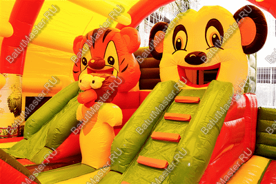Надувной батут "Зверята с крышей 3" со скалодромом, 11*7*6 м