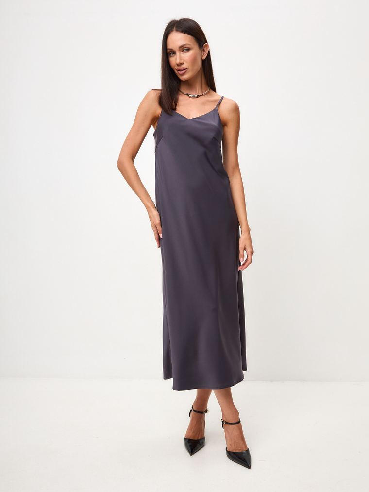 Платье на тонких бретельках