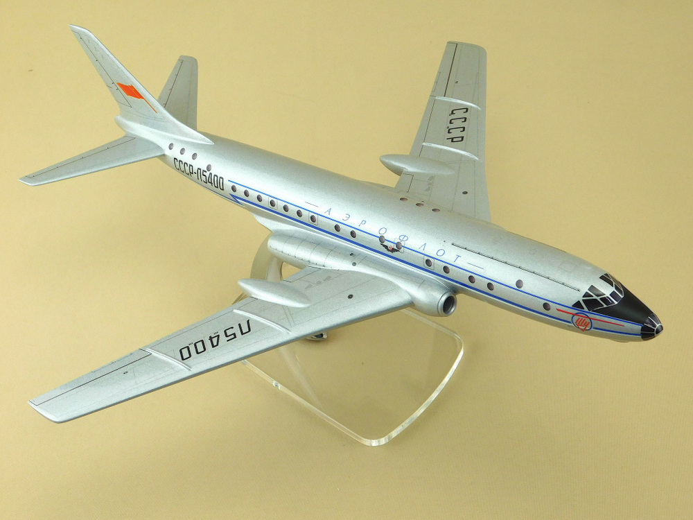 Модель самолета Ту-104А (М1:100, Аэрофлот СССР-Л5400)