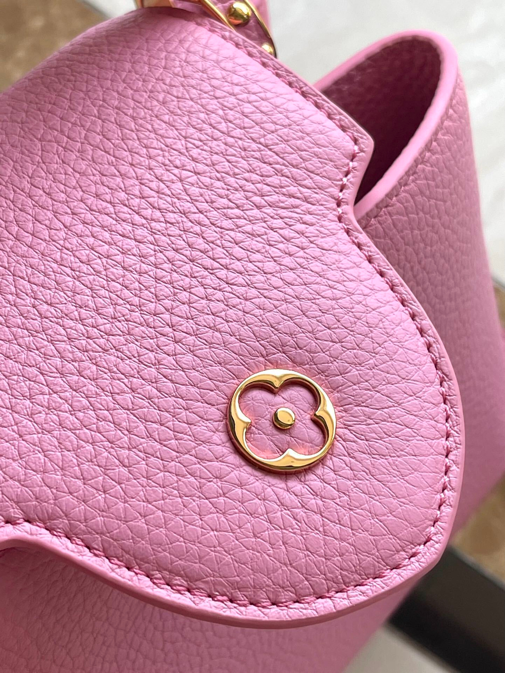 Louis Vuitton Capucines BB
