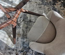 Дизайнерский стол TRIANGLE GLASS 120