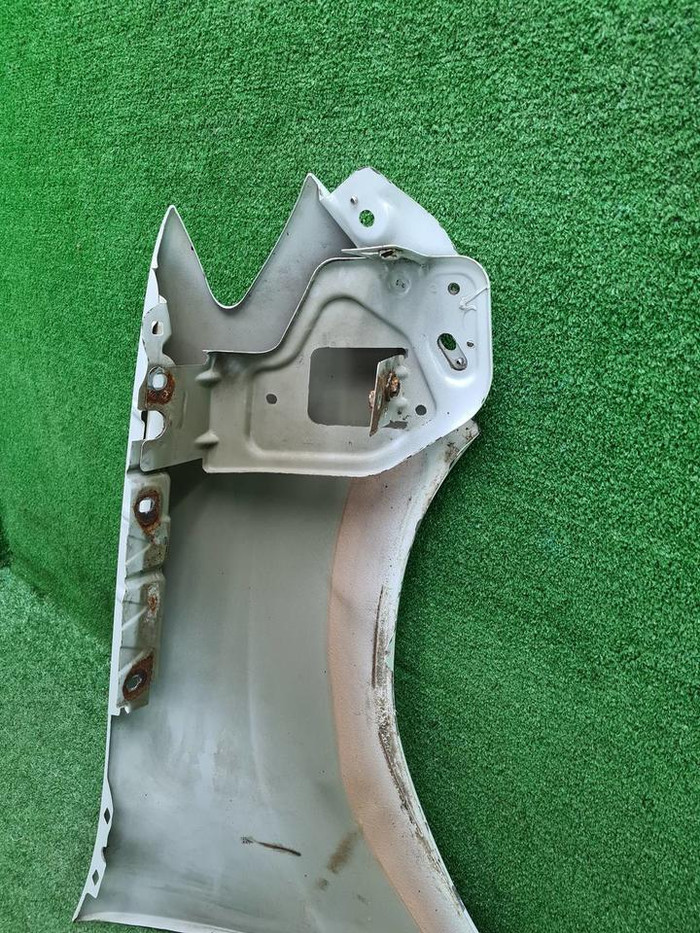 Крыло переднее левое Renault Logan 2 (2014-2022)