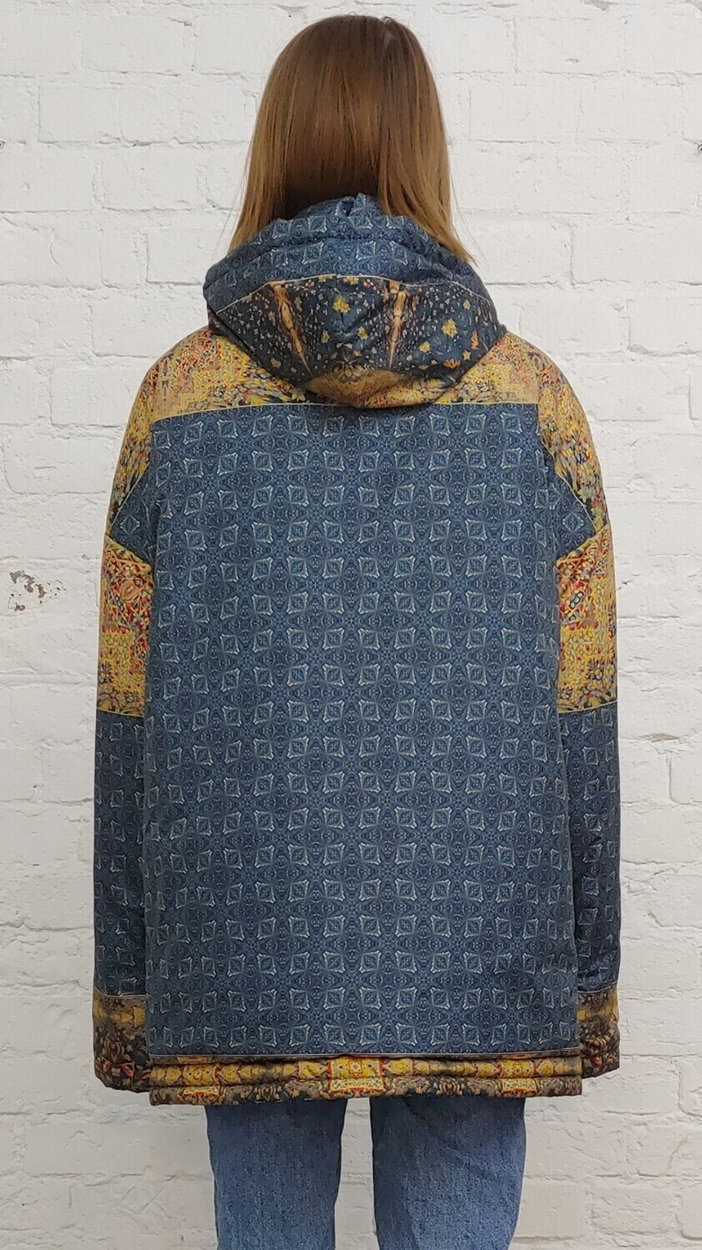 Двусторонняя куртка "Кормление птиц", по мотивам средневековой шпалеры 15 века