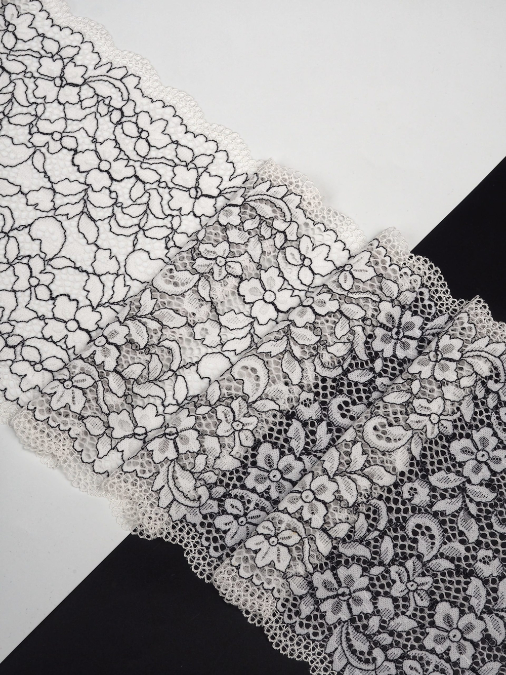 Эластичное кружево белое с черным ширина 21 см ОТРЕЗ 0,33 м