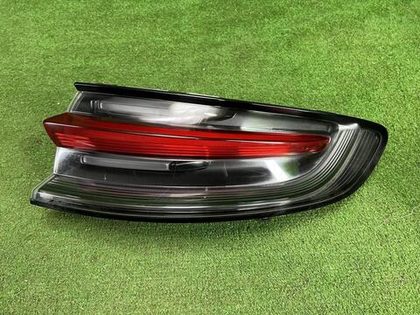 Фонарь правый внешний Porsche Macan 95b (18-нв)