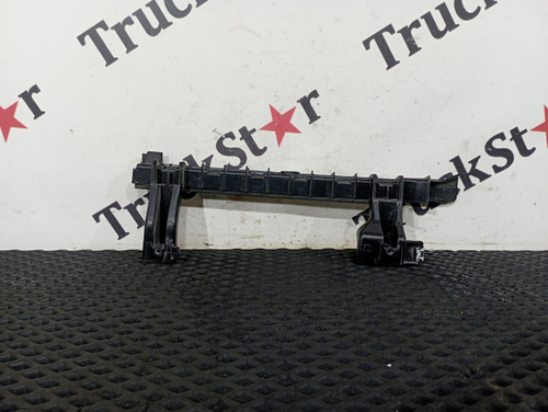 Направляющая стекла двери правой 2020г.