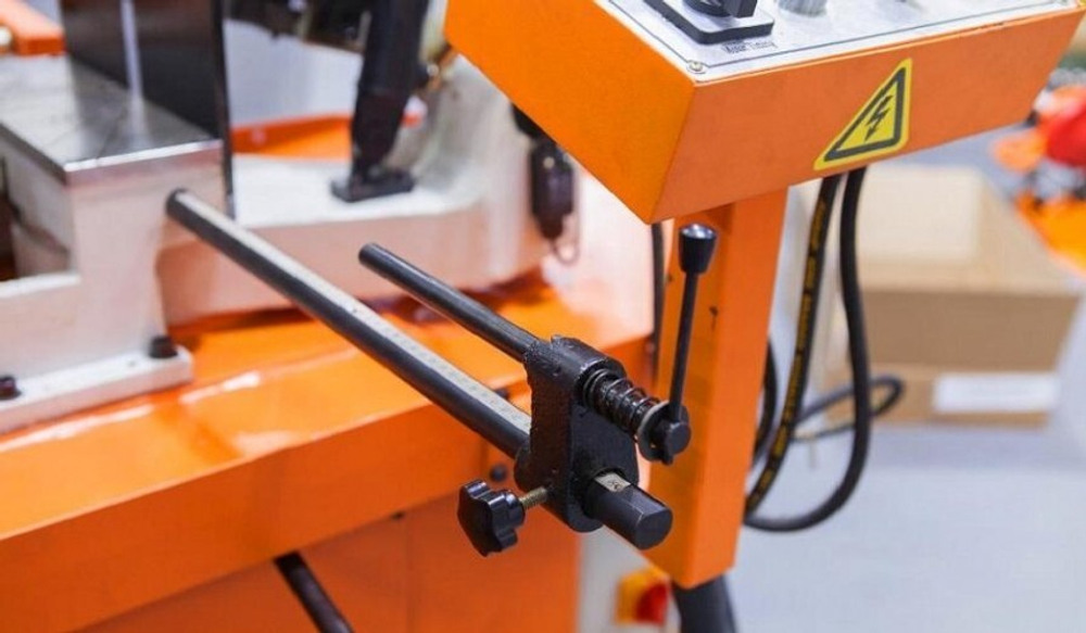 Станок ленточнопильный STALEX SBS- 250B/HC 400V, с прижимом заготовки 12010253HC