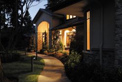 Ландшафтный светильник Maytoni Wall Street O010FL-01B