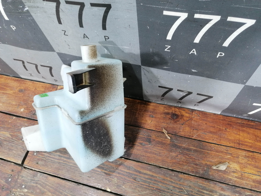 Бачок омывателя Omoda S5 22-нв Б/У Оригинал 607000173AA