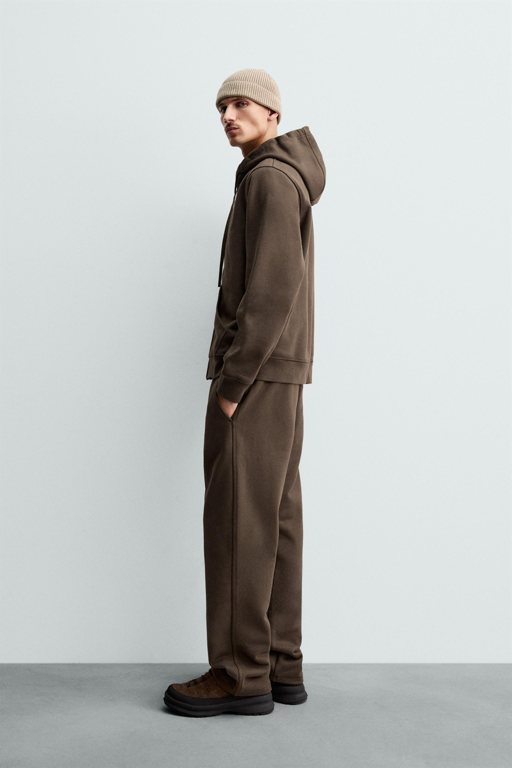 ZARA ТОЛСТОВКА НА МОЛНИИ С КАПЮШОНОМ HEAVYWEIGHT ORIGINS, ШОКОЛАДНЫЙ