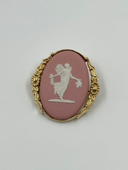 Брошь-кулон Wedgwood розовая