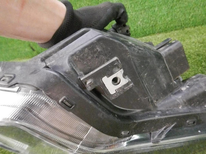 Битая Фара правая Kia Rio 4 (2020-н.в.) галоген