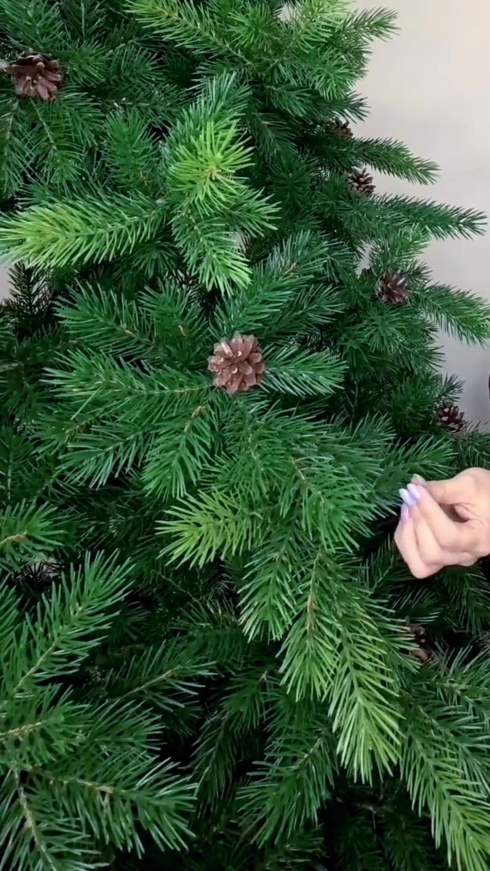 Ель искусственная «Камчатская с шишками» (Литая хвоя) 250 см / 2,5 м