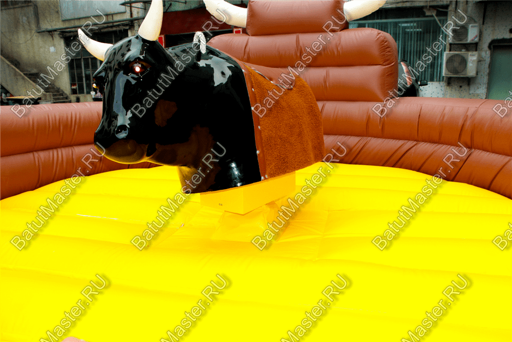 Надувной аттракцион Родео, бык+батут, черный с имитацией под кожу