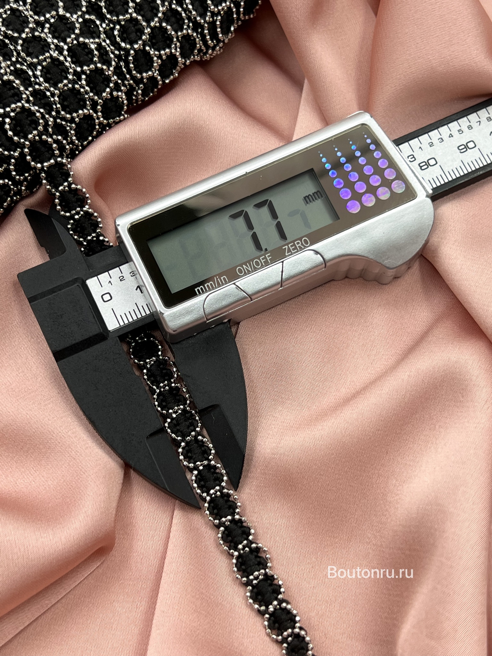 Тесьма черная серебро окантовка мониль (цепь)