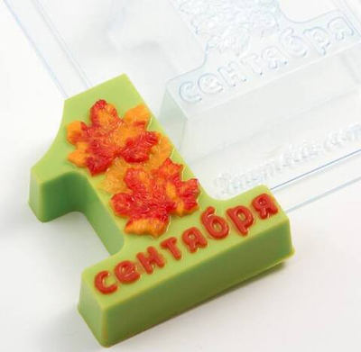 Пластиковая форма для шоколада "1 Сентября кленовые листья"