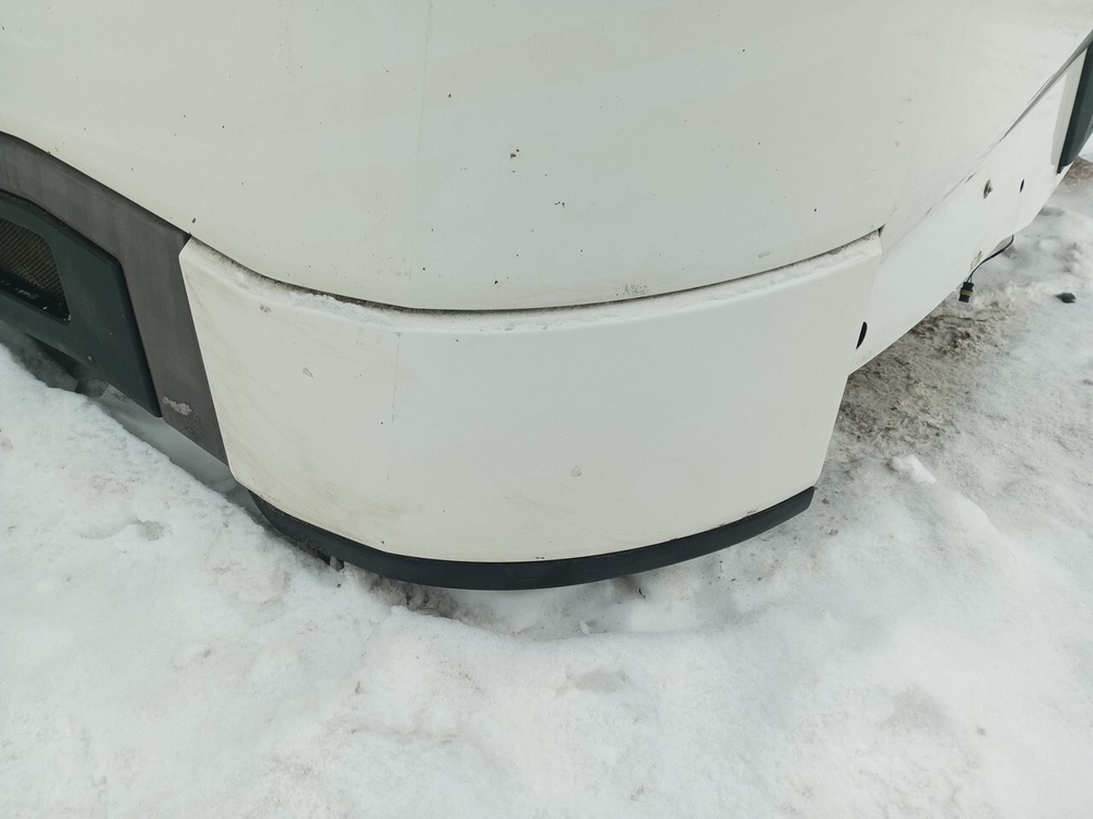 Накладка капота нижняя