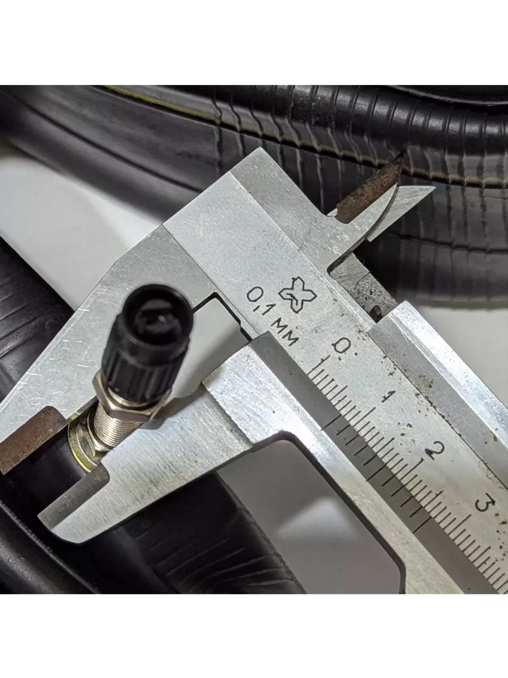 - t Камера мотоцикла 14" 2,75/3,00-14 (усиленная 2мм, TR6)