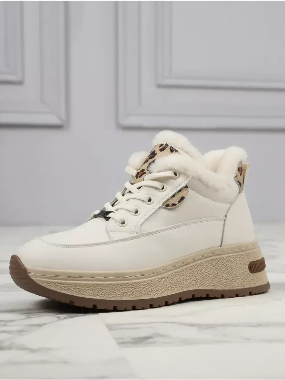 Кроссовки зимние