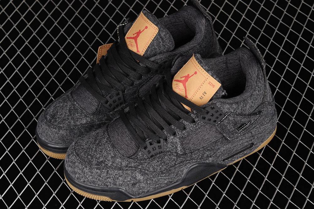 Air jordan 4 sales x levi's black
