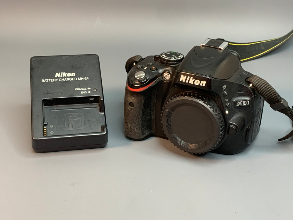 Nikon D5100 body 32.600 кадров