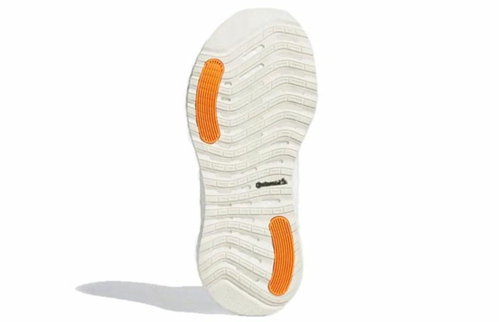 Кроссовки Adidas Alphaboost