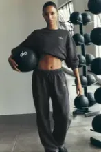 Новинки alo yoga