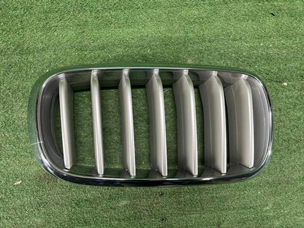Решетка радиатора правая BMW X5 F15, X6 F16 (2013-2018)