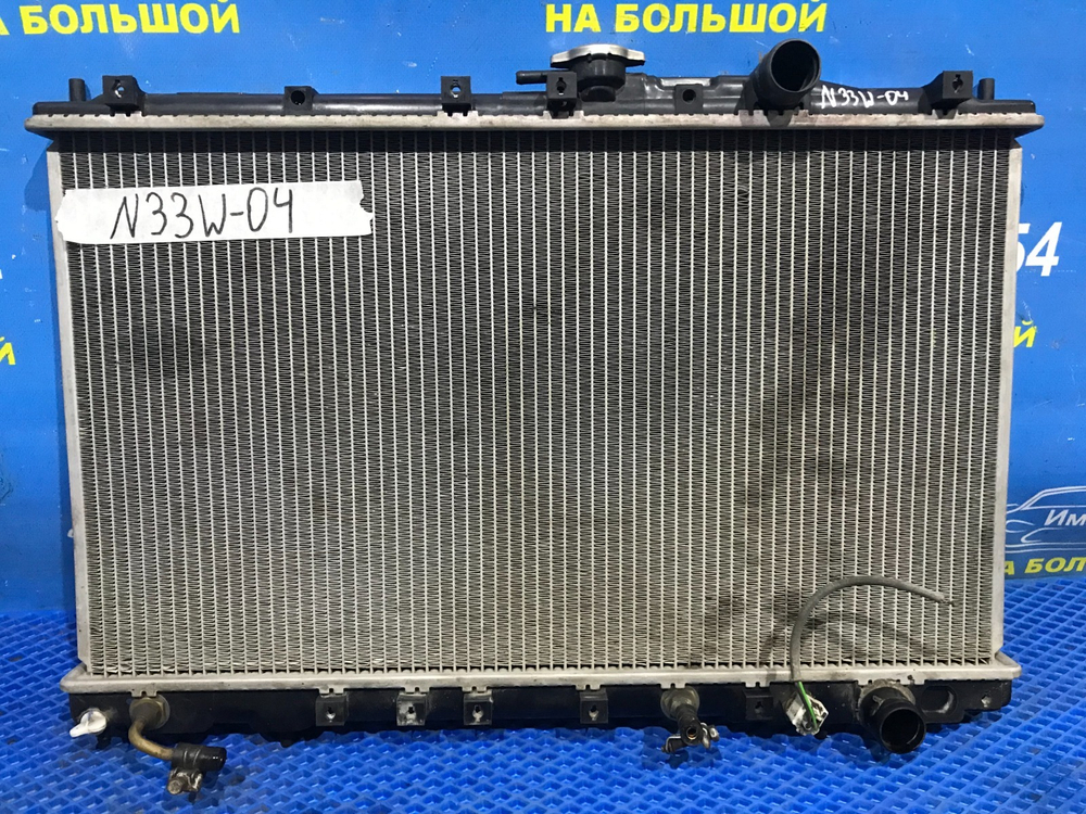 Радиатор двигателя MITSUBISHI CHARIOT 1994