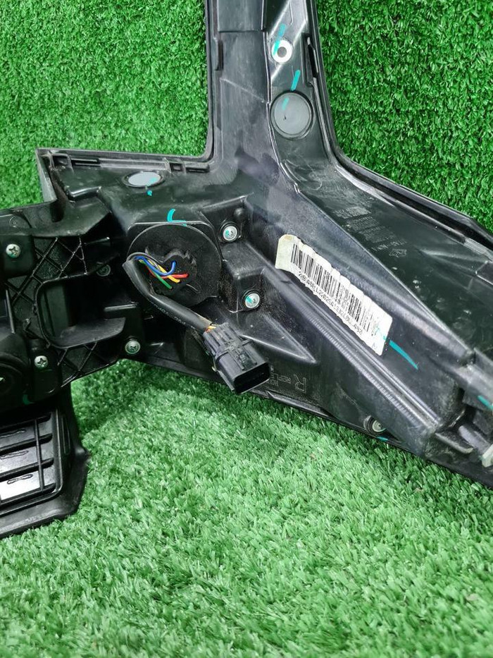 Фонарь правый внешний Москвич 3 (2022-н.в.)