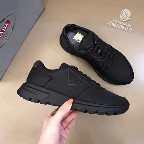 Кроссовки Prada