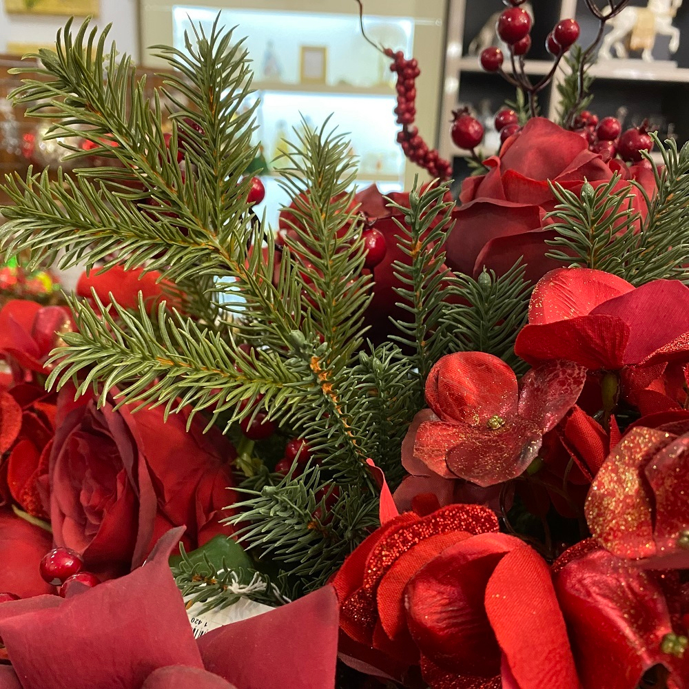 Еловая ветвь 38 см