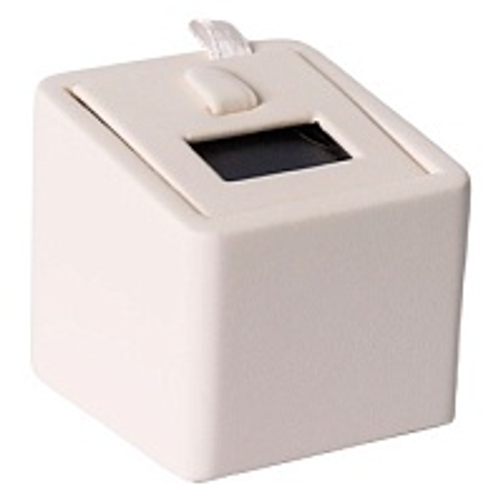 Подставка для кольца/кубик наклонный/выним.вкладыш/язычок/прорезь/окошко/петелька/Н-40 мм.