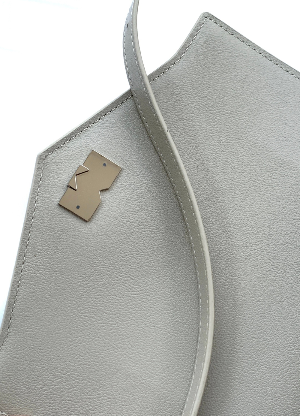 Moynat Besace Bag 22 cm