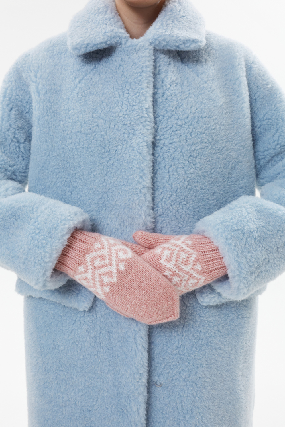 Шуба меховая, голубой