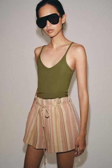 ZARA ТОП НА БРЕТЕЛЯХ В РУБЧИК, ТЕМНО-ОЛИВКОВЫЙ