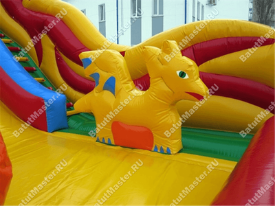 Коммерческий надувной батут "Змей Горыныч 2" 15*7*11 м