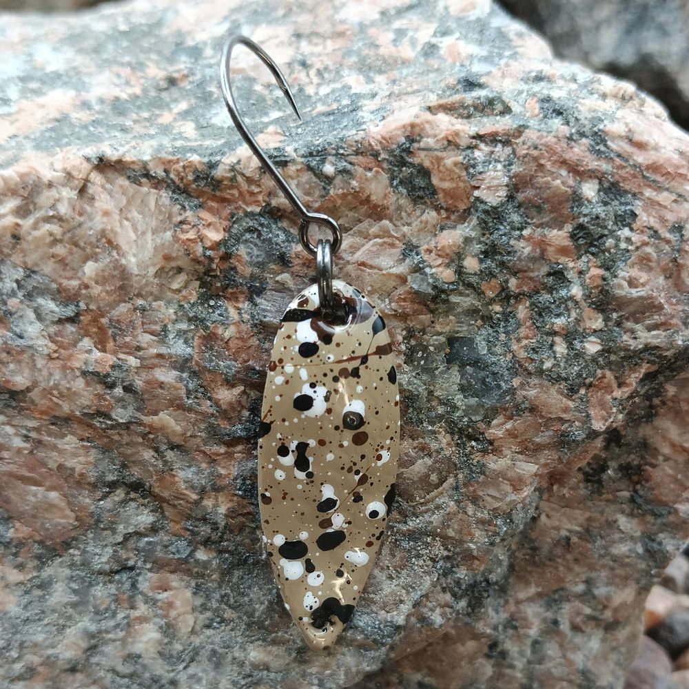 Блесна Sima 2.3 гр Col.11