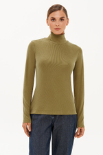 23340 Водолазка женская (оливковый)