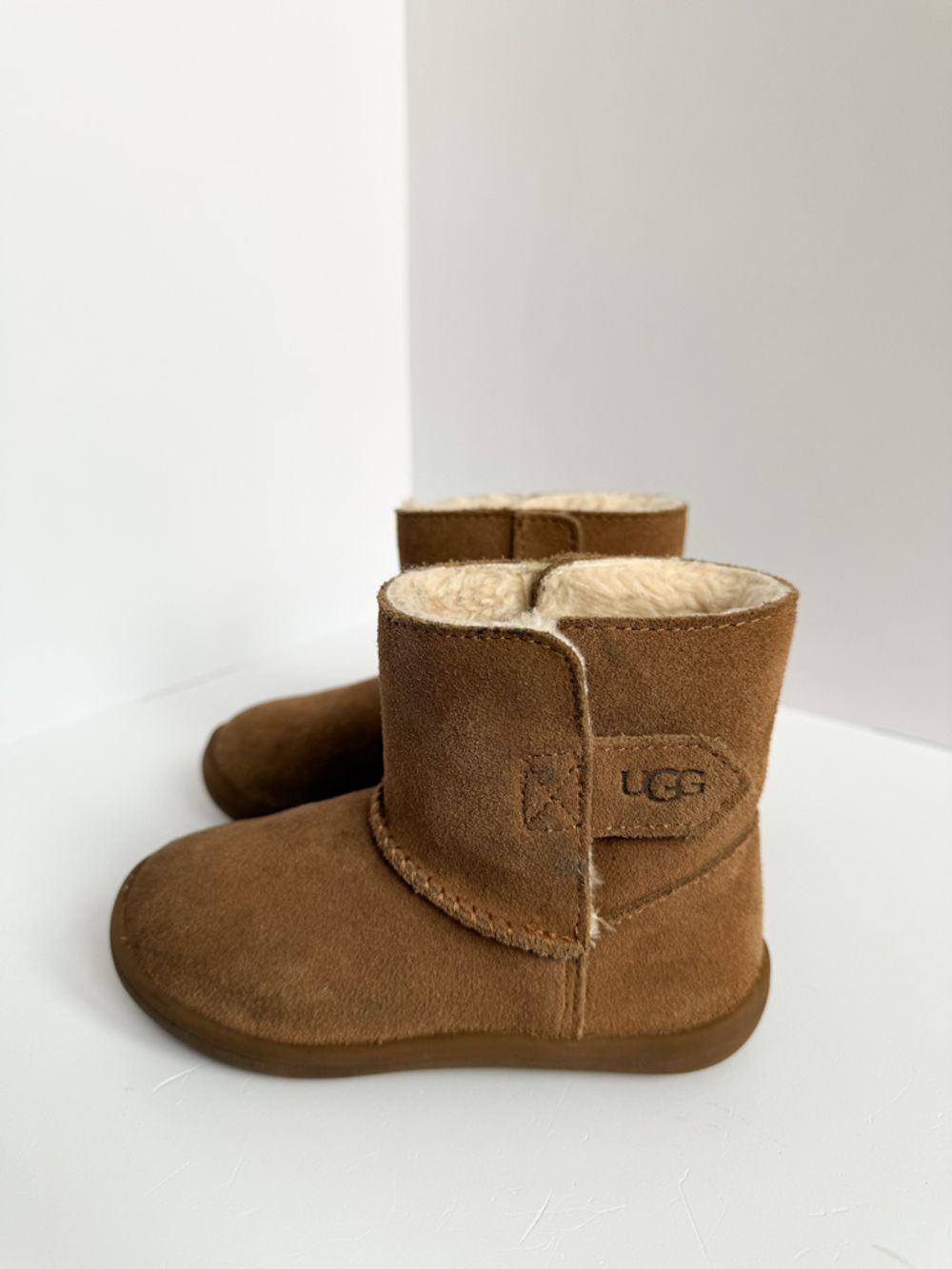 Ботинки Ugg, 25