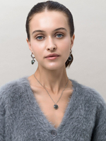 Серьги "Lovely" с лабрадором Silver