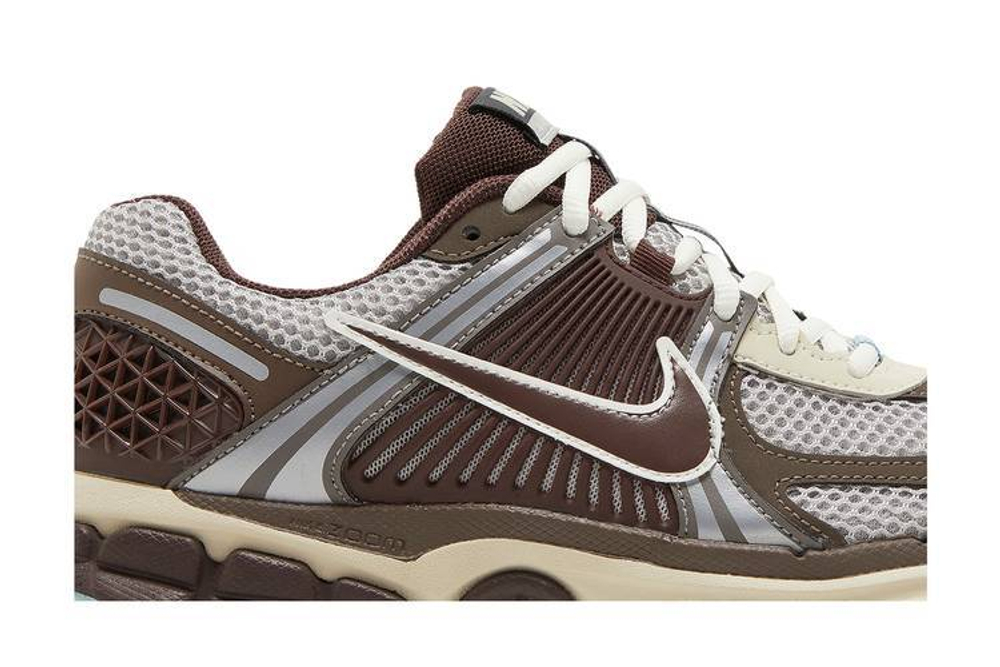 Кроссовки Nike Air Zoom Vomero 5 (Женская размерная сетка)