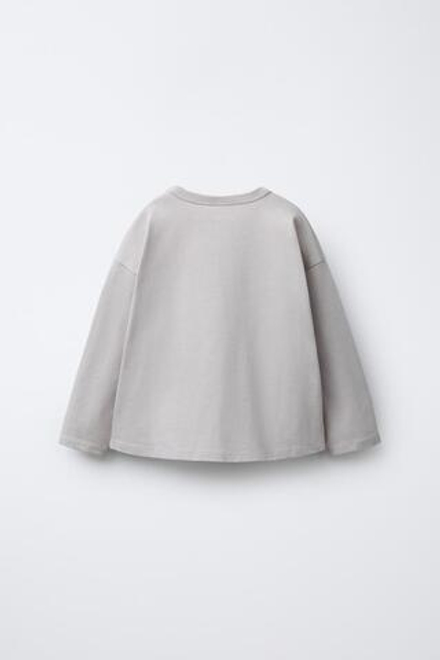 ZARA ФУТБОЛКА С ВЫШИТОЙ НАДПИСЬЮ, СВЕТЛО-СЕРЫЙ