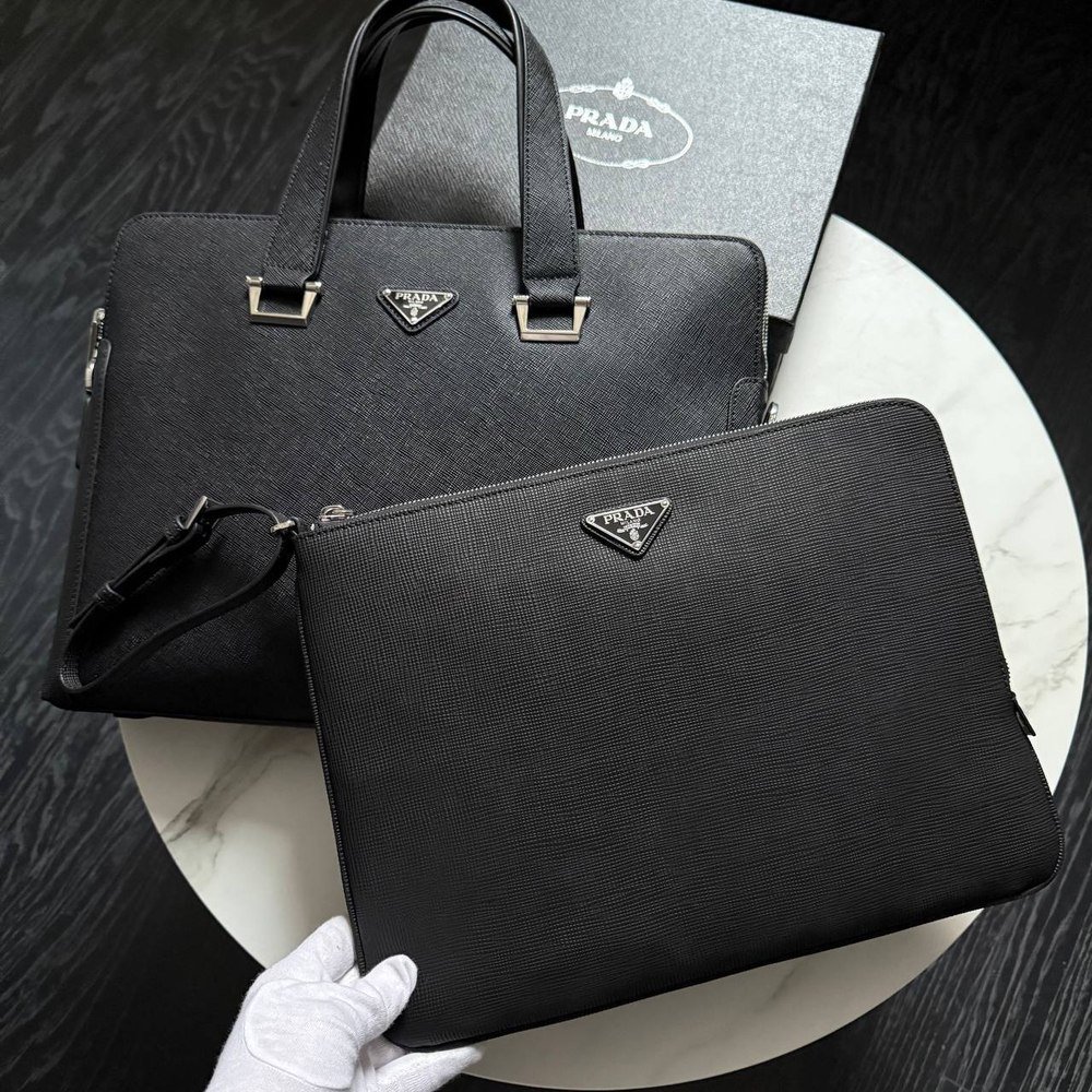 Папка Prada