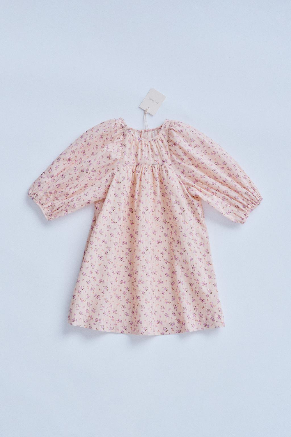 ZARA TIMELESZ - ПЛАТЬЕ С ЦВЕТОЧНЫМ ПРИНТОМ, ЦВЕТ СЛИВОЧНОГО МАСЛА