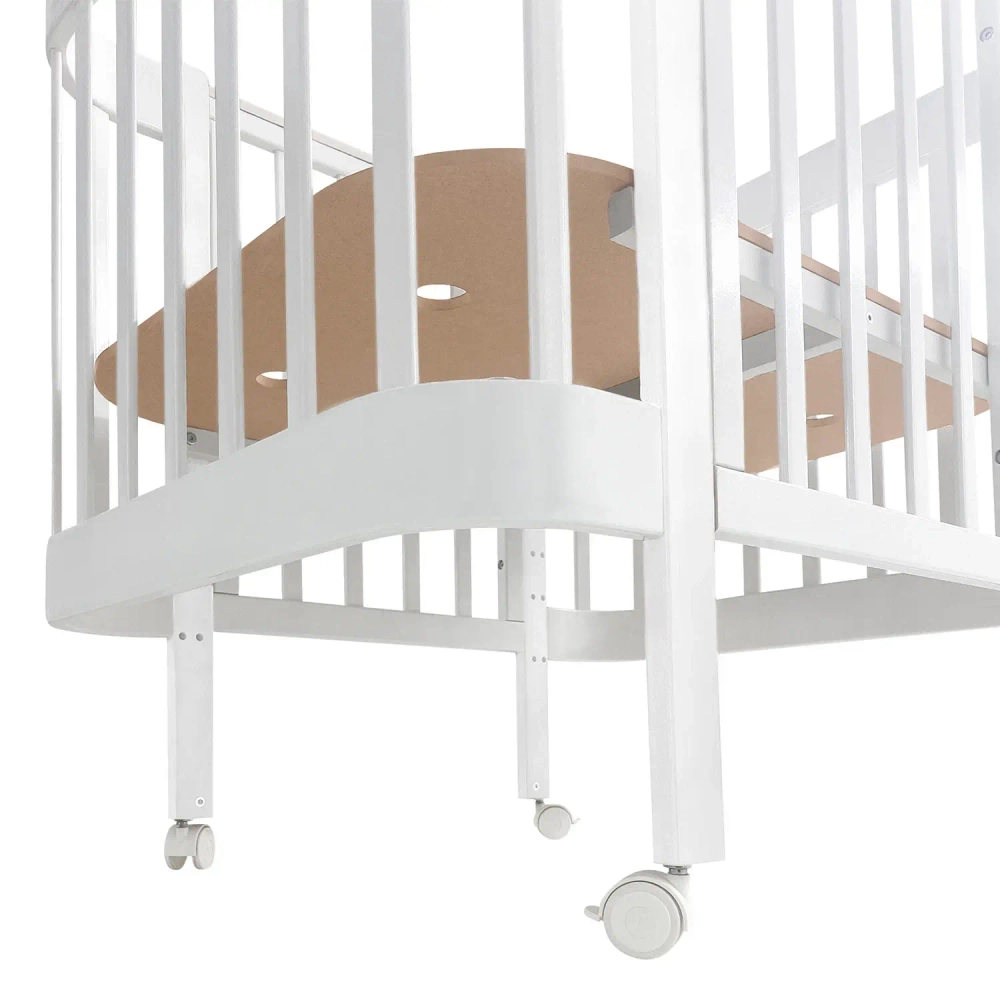 Кровать детская Indigo Italiano Baby продольный маятник на колесах белый-белый